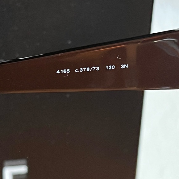 Chanel quilted sunglasses - Picture 2 of 5